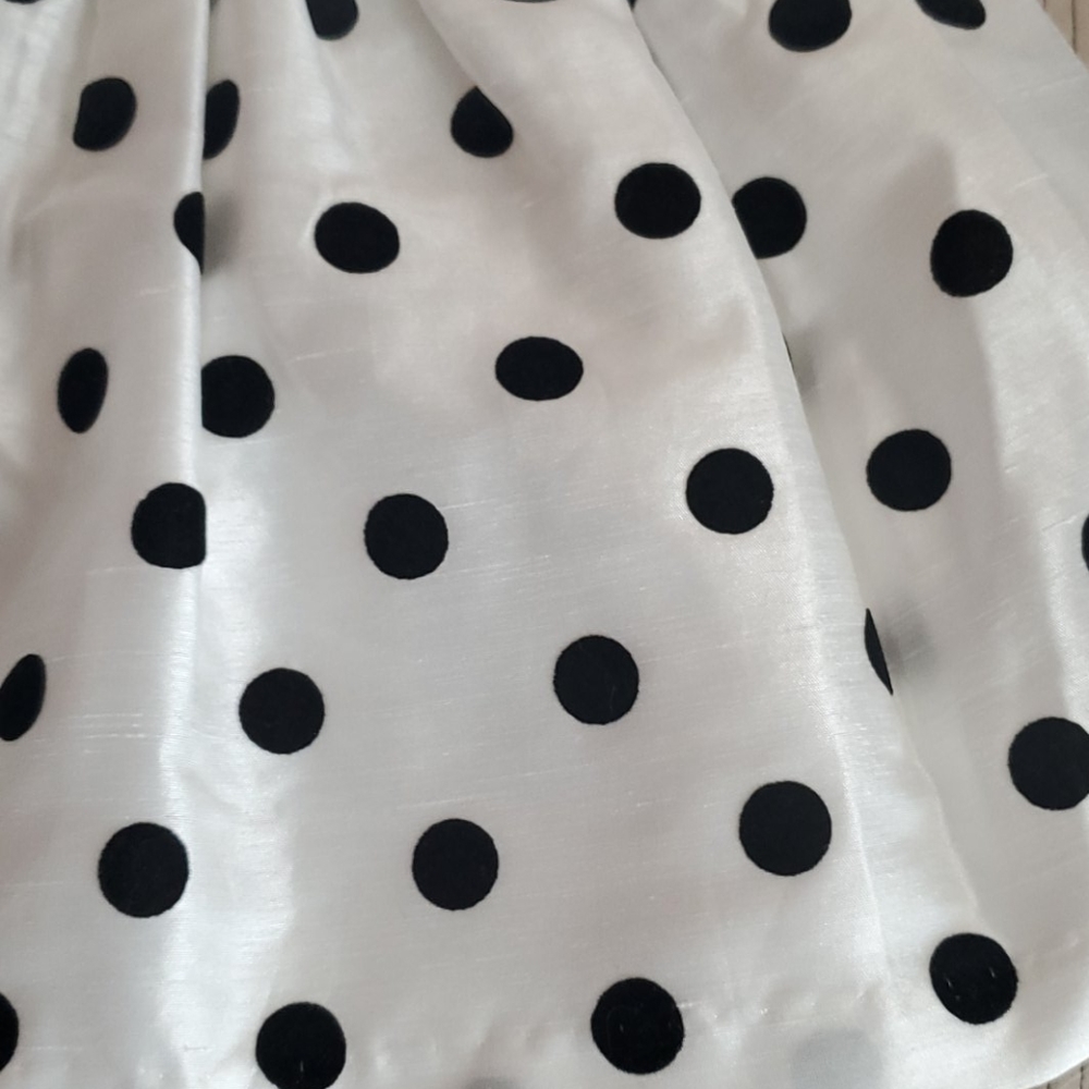 Crown and Ivy Black and white infant dress - Picture 3 of 4